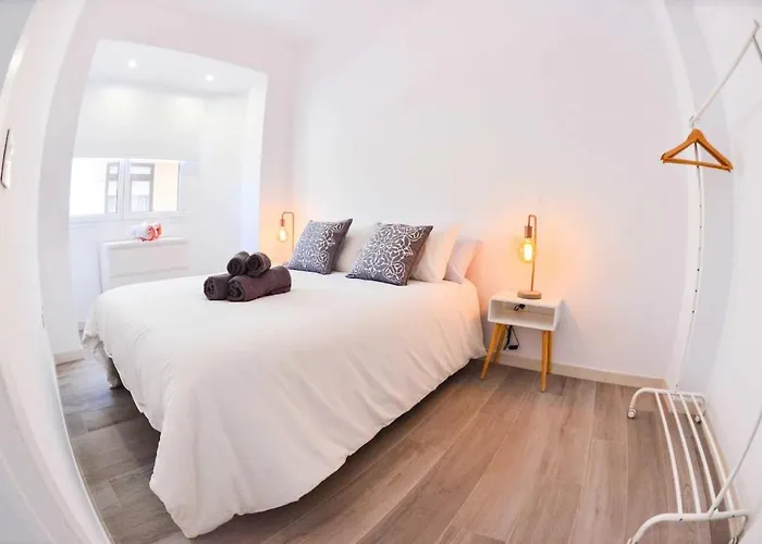 Lena * Лас-Пальмас-де-Гран-Канарія